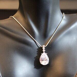 Large Teardrop Faceted Glass Pendant Necklace